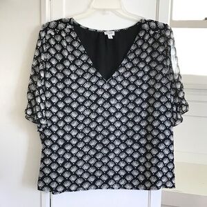 J. CREW Ruffle Short Sleeve Blouse V-Neck Black White Women’s Plus Size 3X